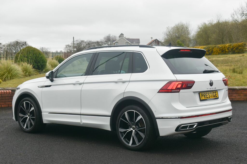 Volkswagen Tiguan Suv MH21CMV White #5