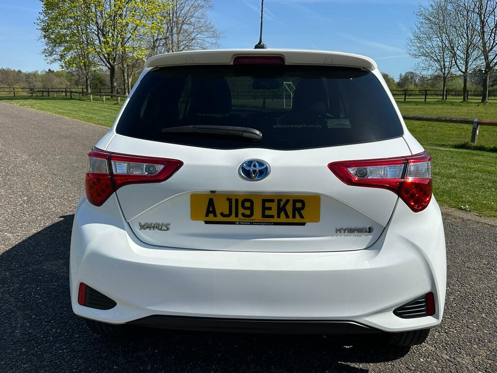 Toyota Yaris 1.5 Vvt-h Excel Hatchback Hybrid E-cvt AJ19EKR #6