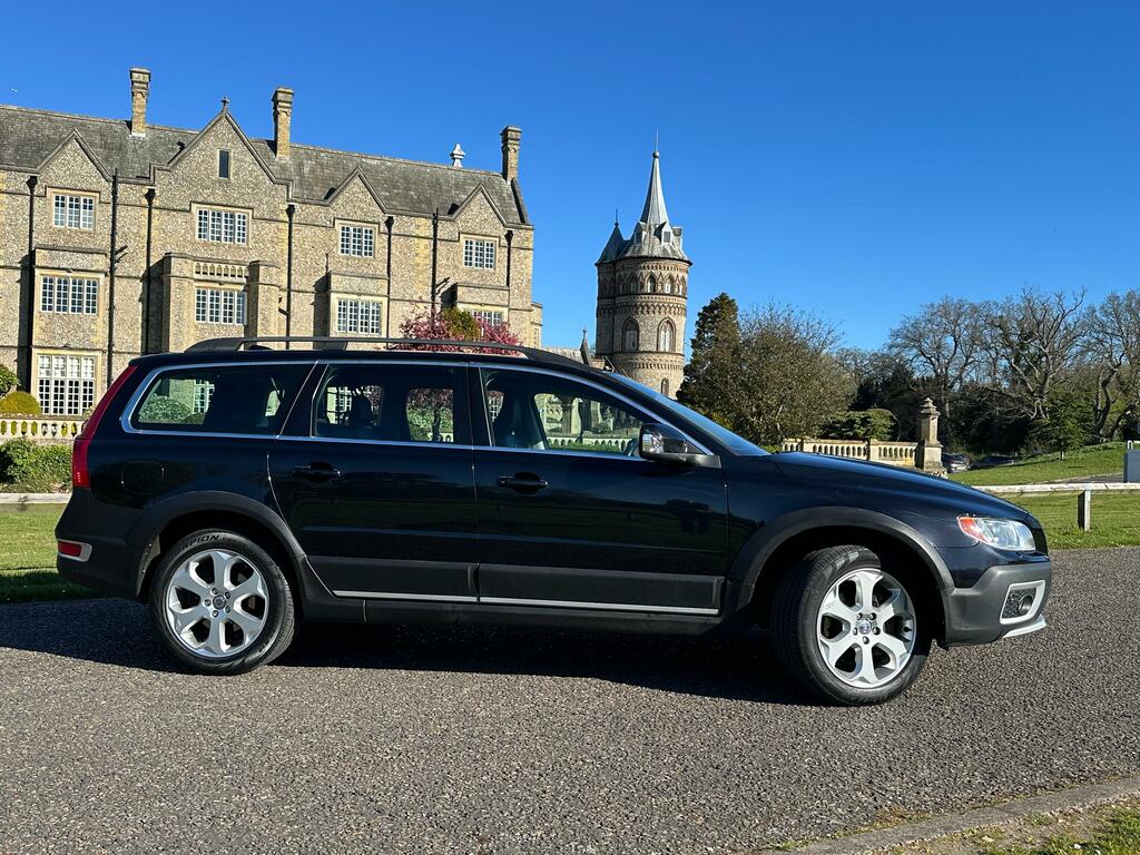 Volvo XC70 2.4 D5 Se Lux Estate Awd Euro 5  #4