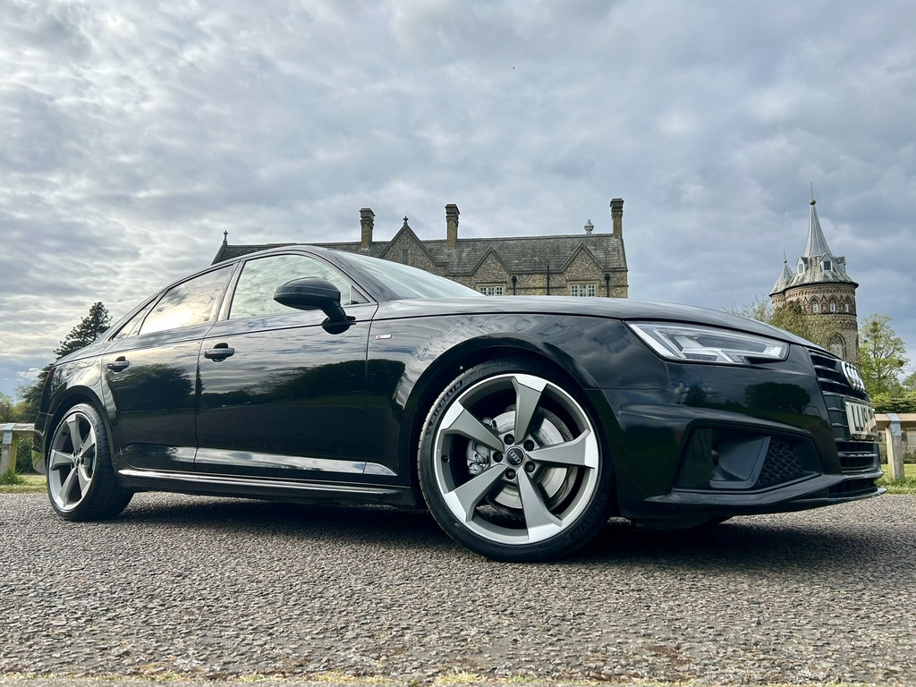 Audi A4 2.0 Tfsi 35 Black Edition Saloon S Tron LL19OKA Black #4