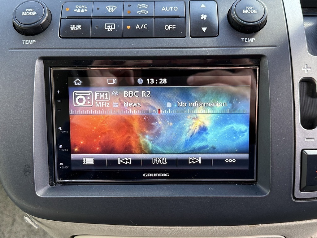 Nissan Elgrand   #37