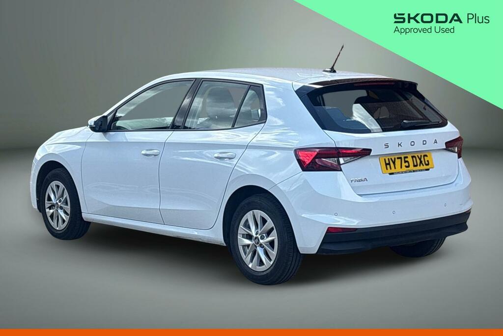 Skoda Fabia 1.0 Tsi Se Edition HY75DXG White #3