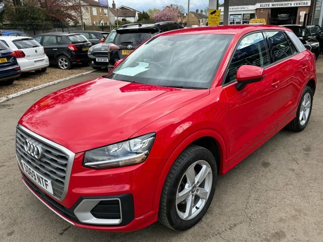 Audi Q2 Tfsi 30 Sport Suv SD69NTF Red #3