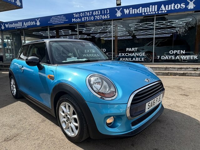 Mini Hatch Cooper Hatchback Blue