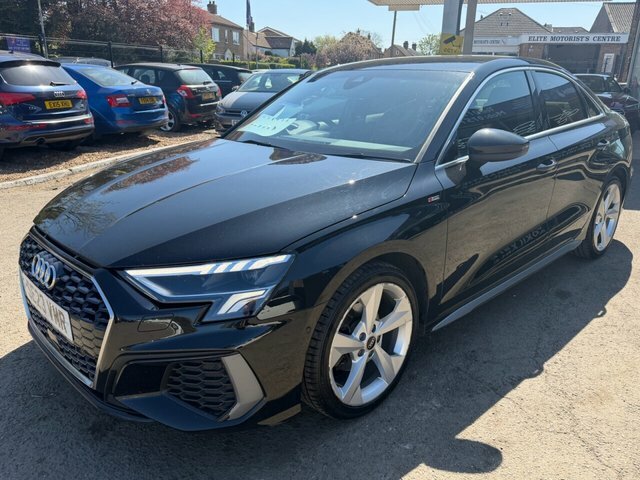 Audi A3 Tfsi 35 S Line SE23VMR Black #3