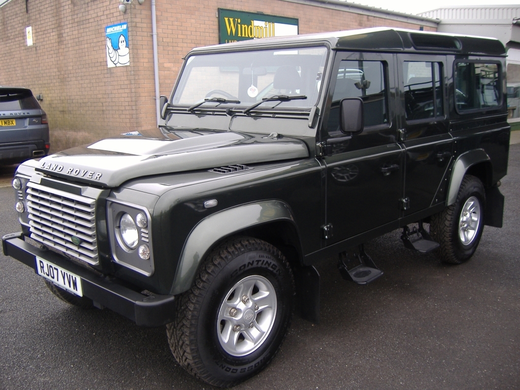 Land Rover Defender 110 Tdci Xs Station Wagon 2.4 110 Xs Station Wagon Green #3