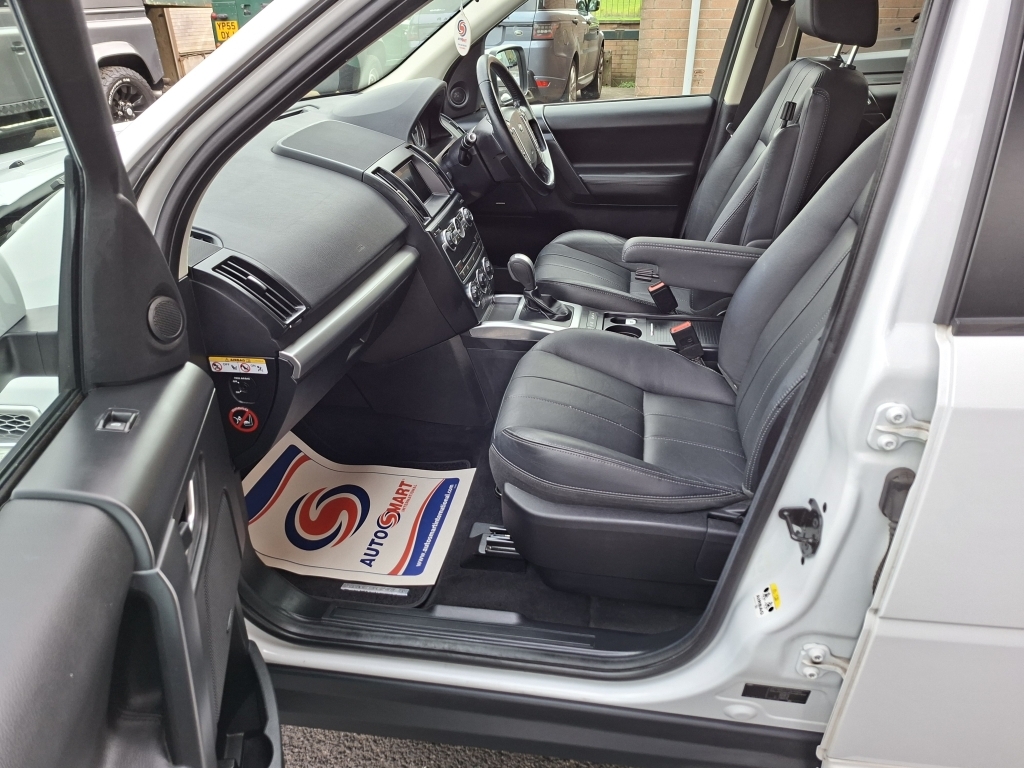 Land Rover Freelander 2 .2 Sd4 Xs White #5