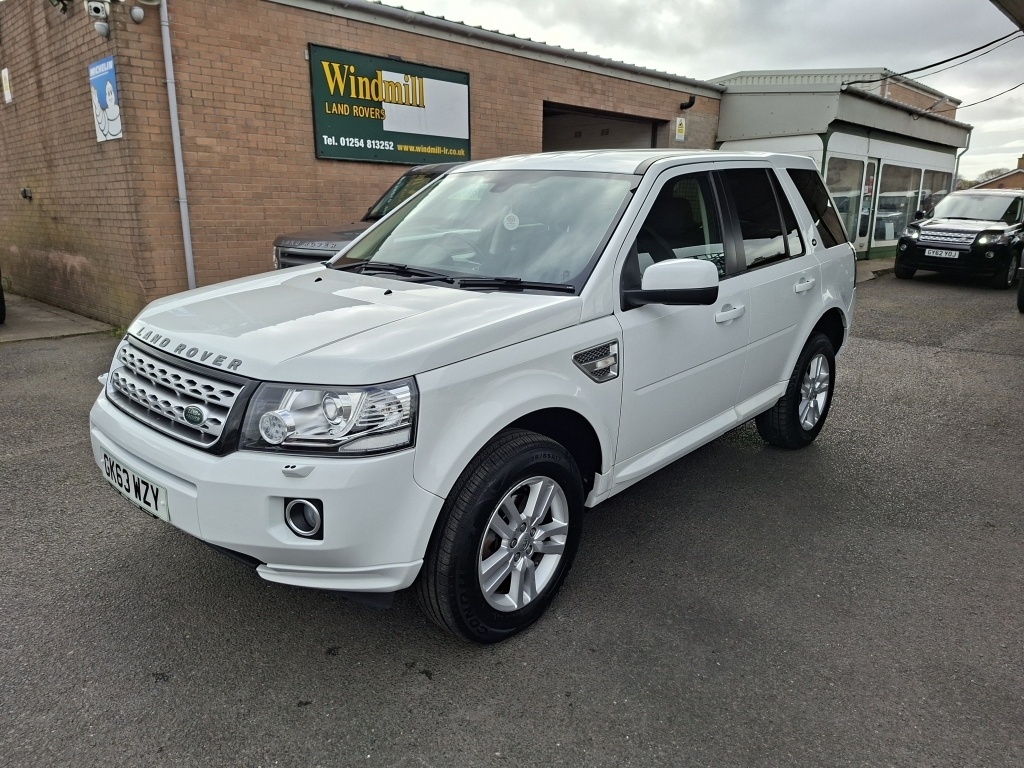 Land Rover Freelander 2 .2 Sd4 Xs White #3
