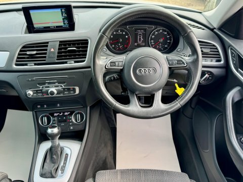Audi Q3 1.4 Tfsi Cod YC68VNO White #2