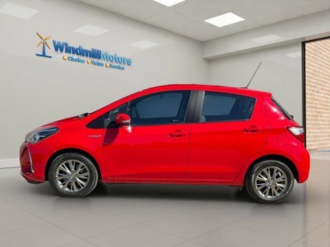 Toyota Yaris 1.5 Vvt-h Icon LM68YSE Red #6