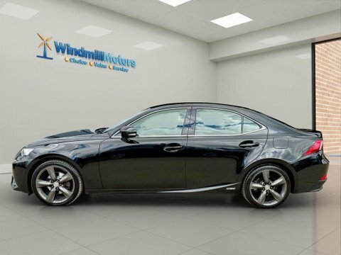 Lexus IS 2.5 300H Premier SB64KZR Black #6