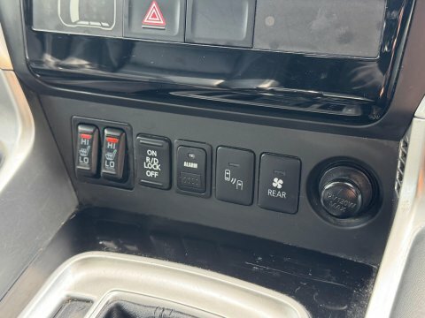 Mitsubishi Shogun Sport Suv Red #20