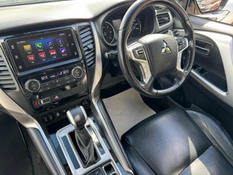 Mitsubishi Shogun Sport Suv Red #11