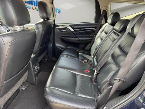 Mitsubishi Shogun Sport Suv Red #36