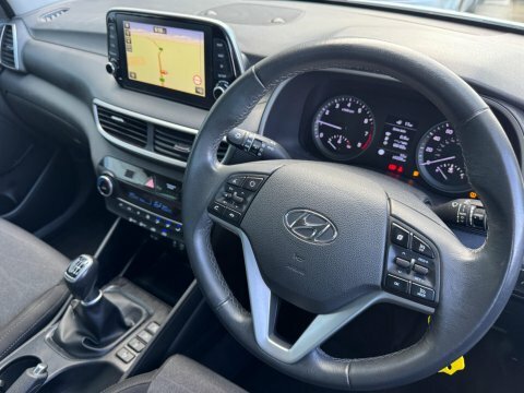 Hyundai Tucson 1.6 Gdi Se EA19FHM White #2