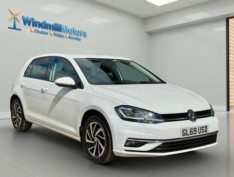 Volkswagen Golf 1.0 Tsi Match White