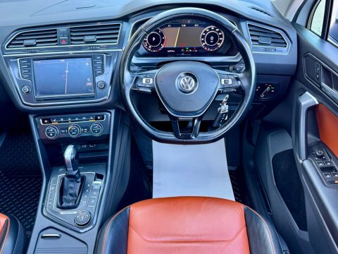 Volkswagen Tiguan 2.0 Tdi Bluemotion LB66VHL White #3