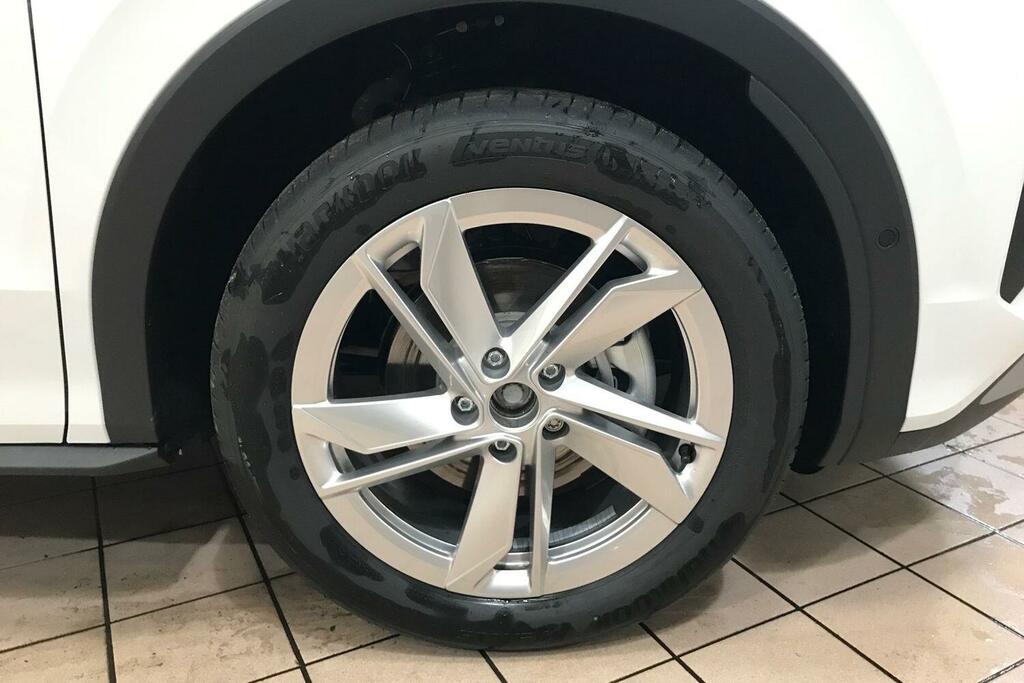 Volkswagen T-Roc New T-roc Life 1.5 Etsi 150 Ps 7-Speed Dsg White #5