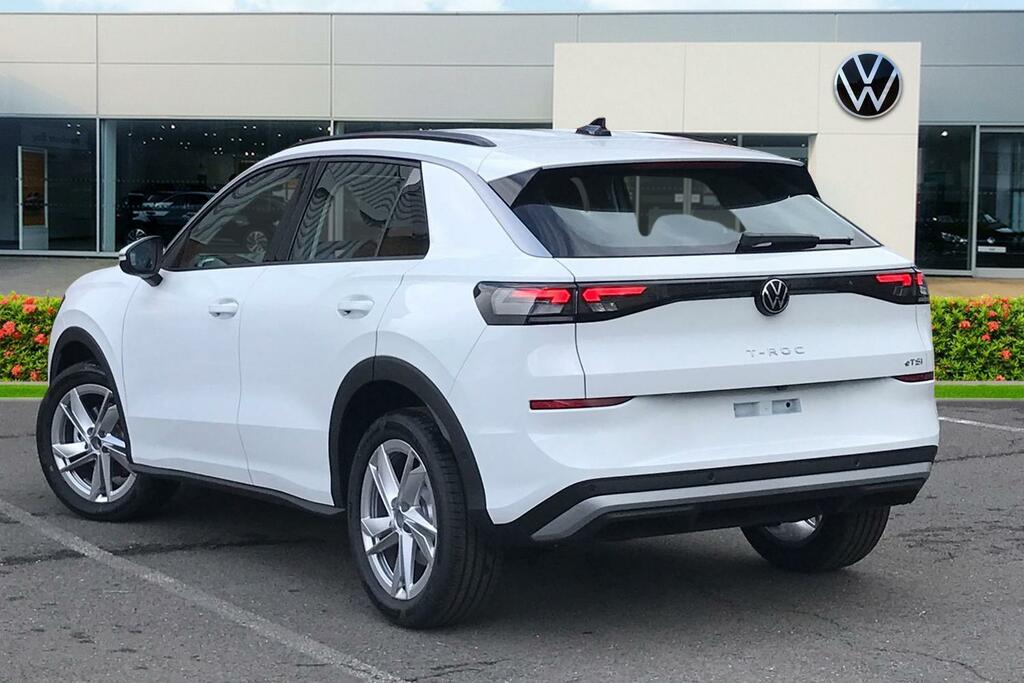 Volkswagen T-Roc New T-roc Life 1.5 Etsi 150 Ps 7-Speed Dsg White #3
