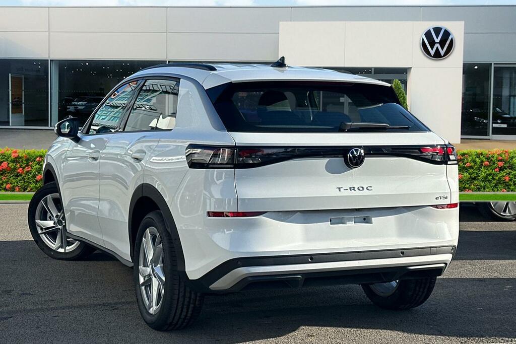 Volkswagen T-Roc New T-roc Life 1.5 Etsi 116 Ps 7-Speed Dsg White #3