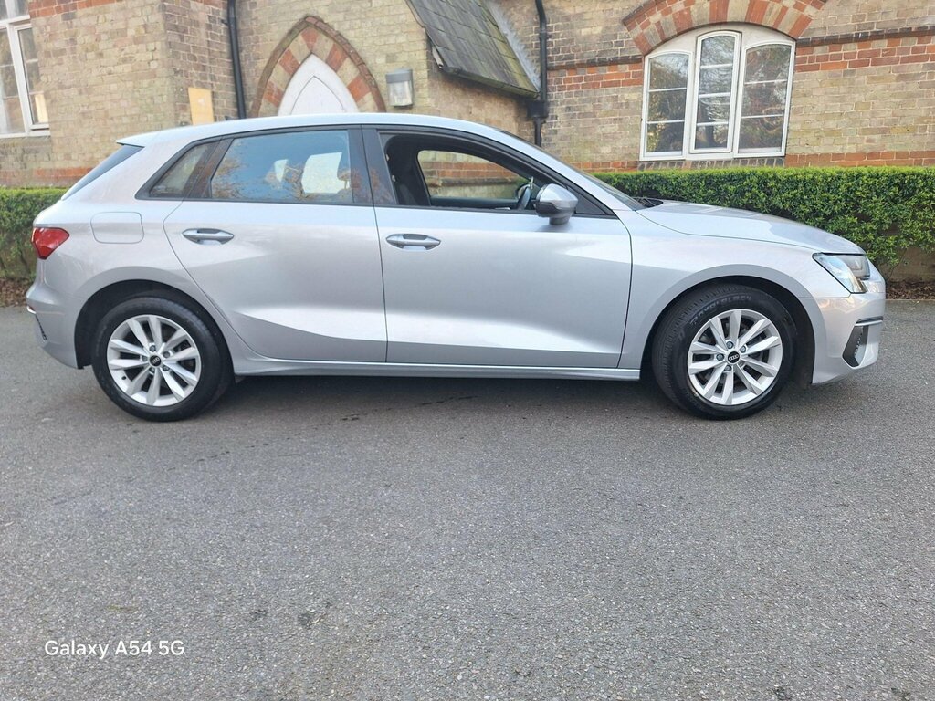 Audi A3 1.5 Tfsi 35 Technik Sportback Euro 6 Ss KS70XNC Silver #6