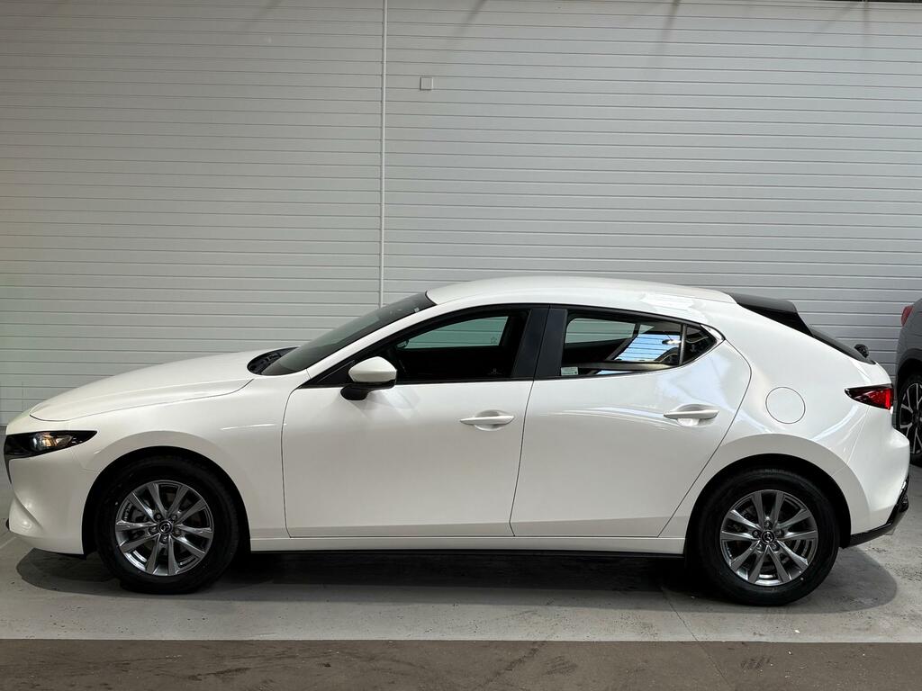 Mazda 3 2.5 E-skyactiv-g Mhev Prime-line Hatchback Pet DK26EXR White #4