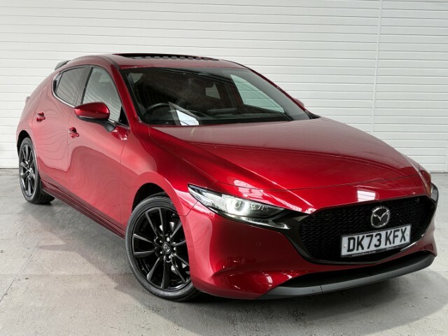 Mazda 3 2.0 E-skyactiv-x Mhev Takumi Hatchback Red