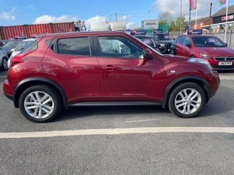 Nissan Juke 1.5 Juke Tekna ST12BWU Red #2