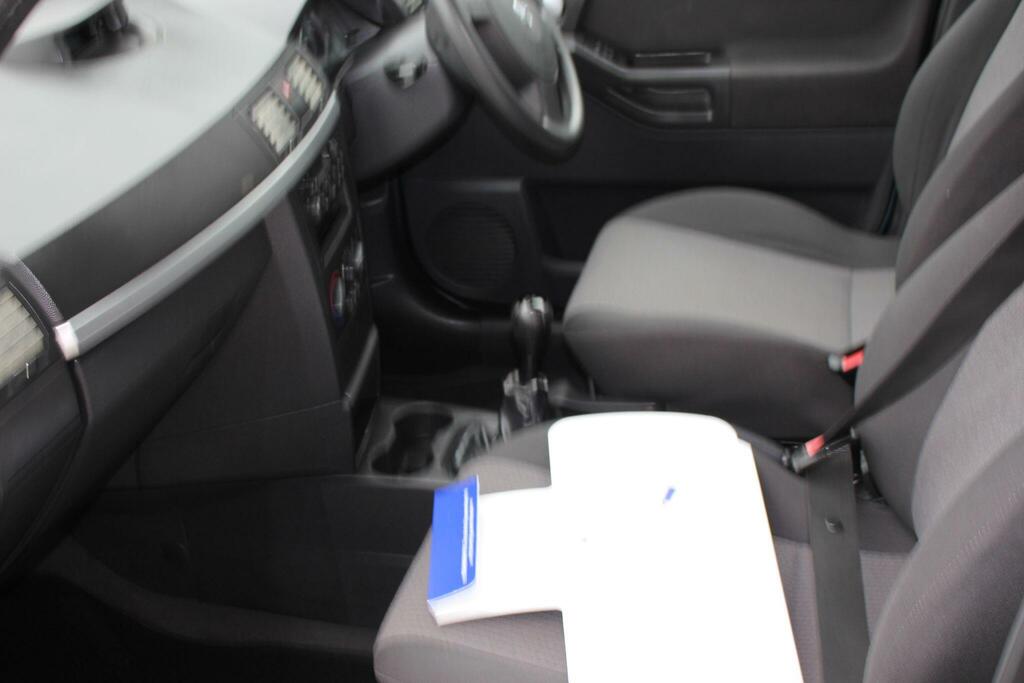 Vauxhall Meriva Enjoy 8V Silver #4