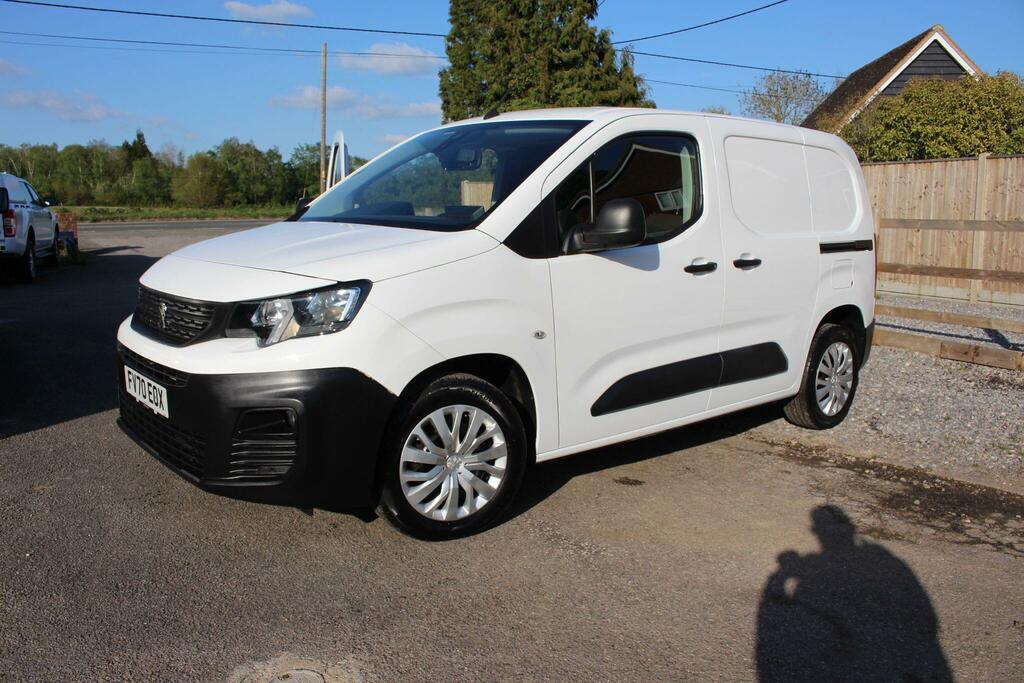 Peugeot Partner 1.5 Hdi 1000 Professional 6Dr Van White
