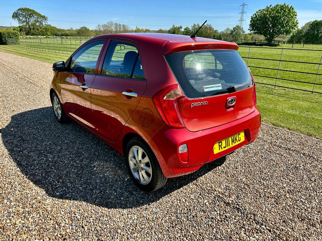 Kia Picanto 1.0 2 Hatchback Euro 5 68 Bhp Red #4