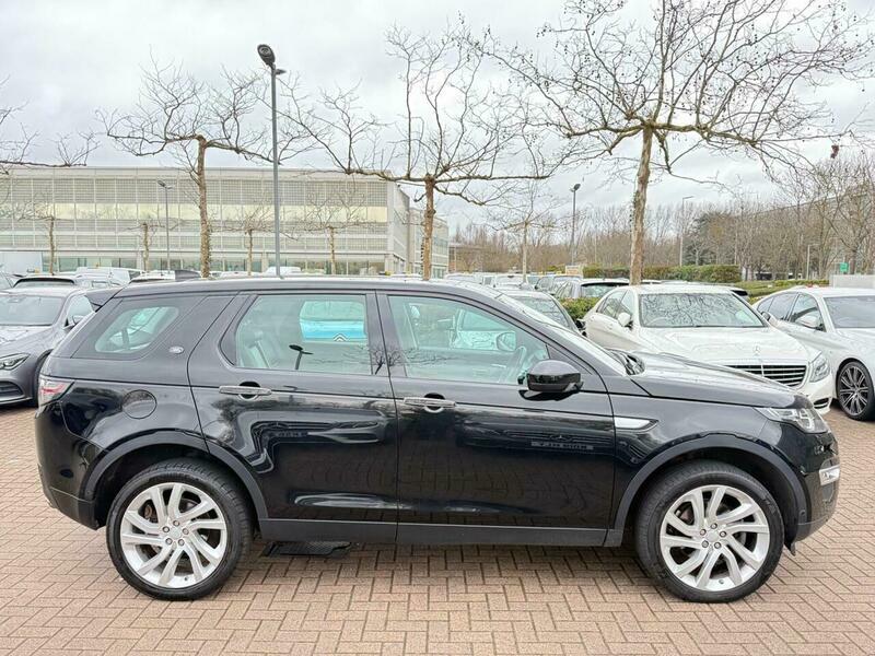 Land Rover Discovery Sport 2.0 Td4 Hse Luxury OV66FTJ Black #3