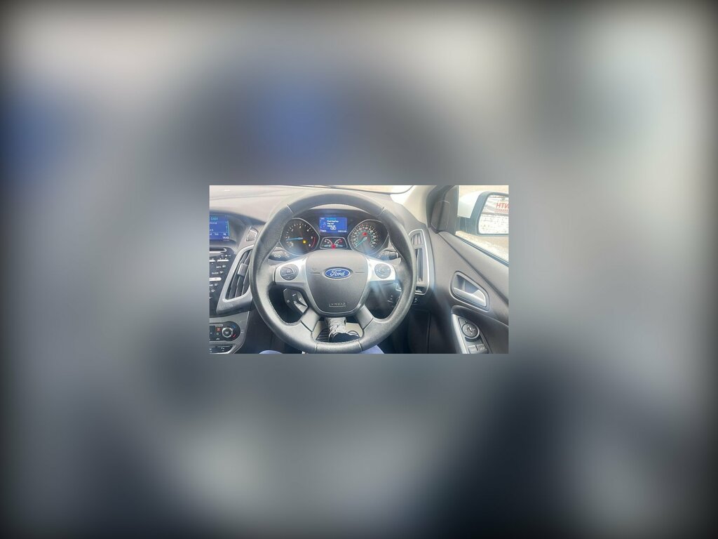 Ford Focus 2.0 Tdci Titanium X Estate Powershift E White #2
