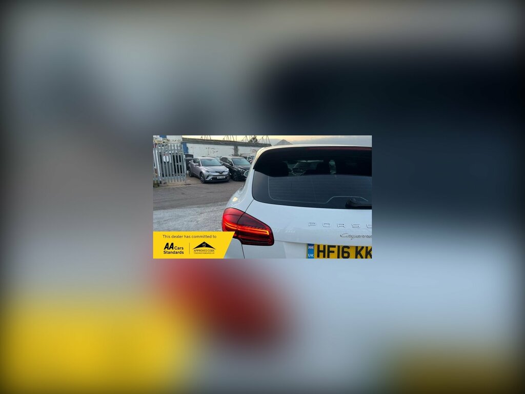 Porsche Cayenne 3.0 Td V6 Suv Tiptronics 4Wd Euro 6 S HF16KKN White #3