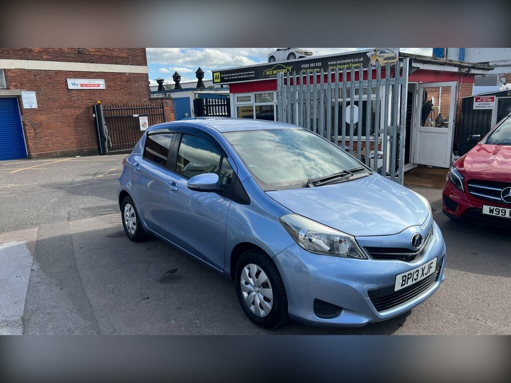 Toyota Vitz 1.3 Petrol Blue #4