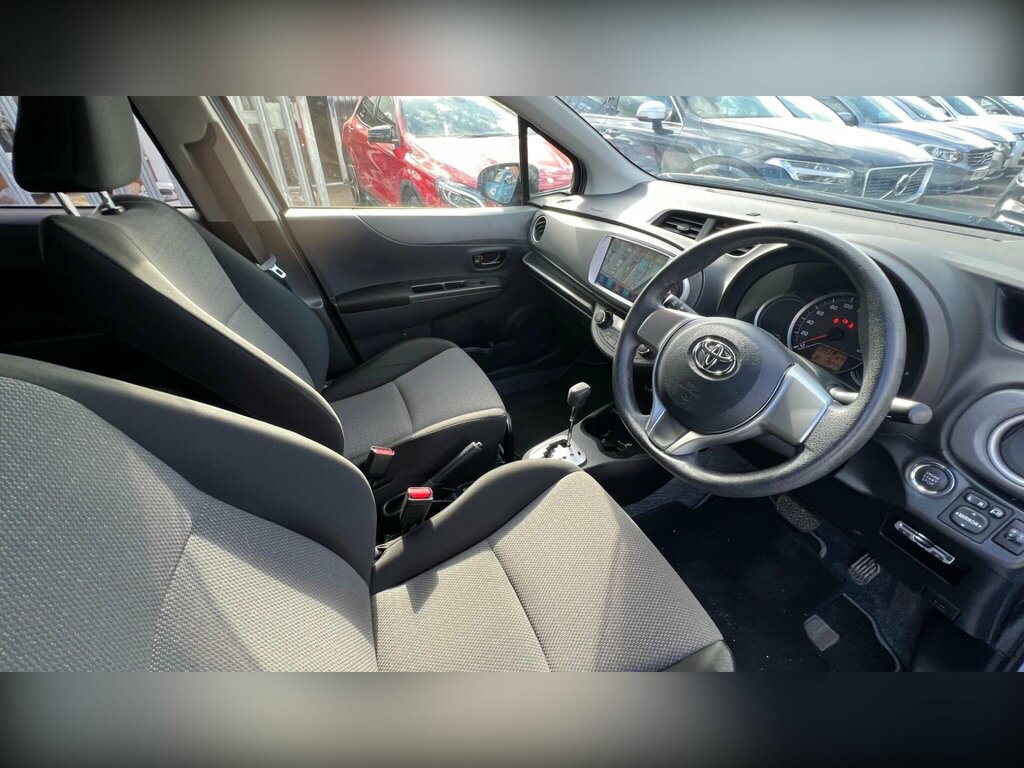 Toyota Vitz 1.3 Petrol Blue #3