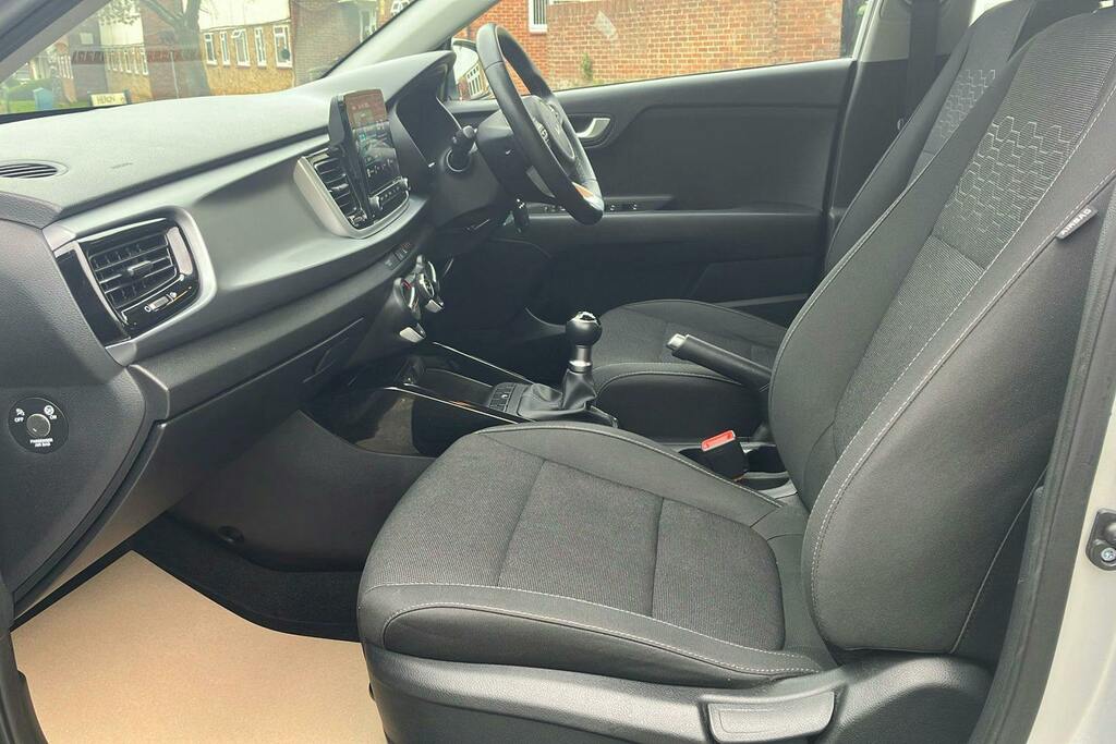 Kia RIO 1.2 2 Hatchback LY23CSU Silver #3