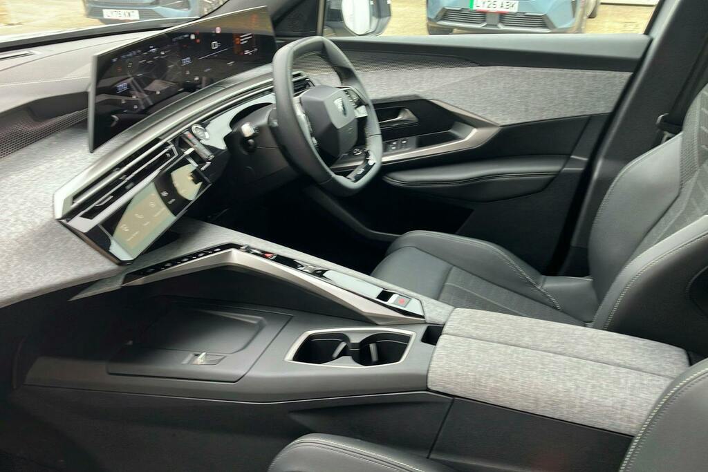 Peugeot 3008 1.2 Hybrid Gt Suv Hybrid E Dsc6 VN25RXO Grey #3