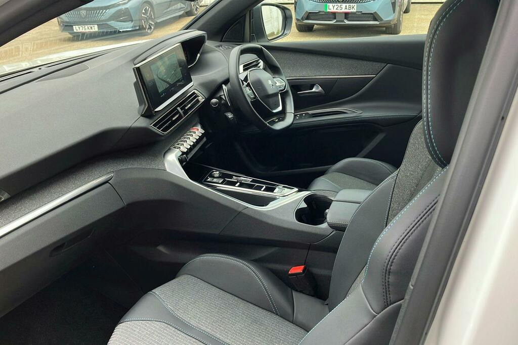 Peugeot 5008 1.5 Bluehdi Allure Premium Plus Suv Ea AK73MXJ White #3