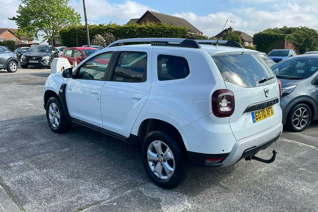 Dacia Duster 1.3 Tce Comfort Suv EO70XFB White #2