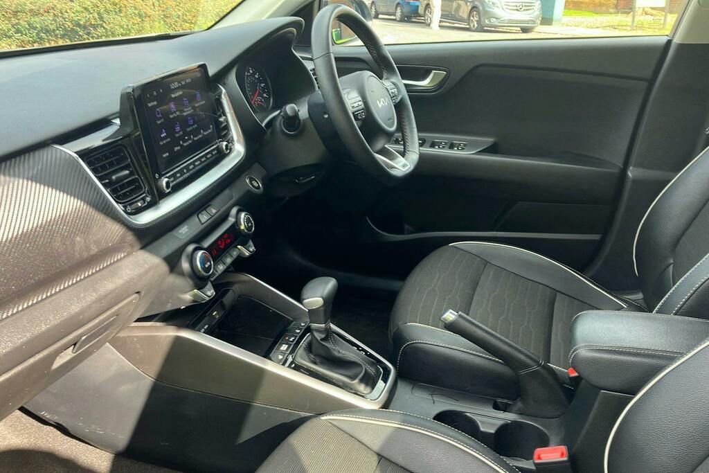 Kia Stonic 1.0 T Gdi Mhev Gt Line S Suv Hybrid Dct LM73CJE Grey #3