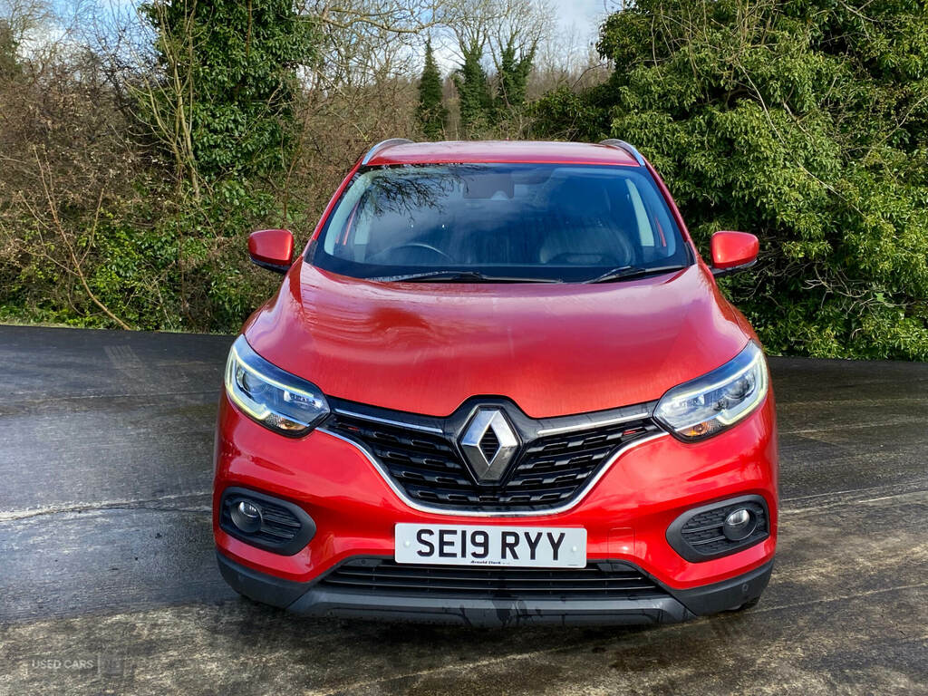 Renault Kadjar 1.5 Blue Dci Iconic SE19RYY Red #4