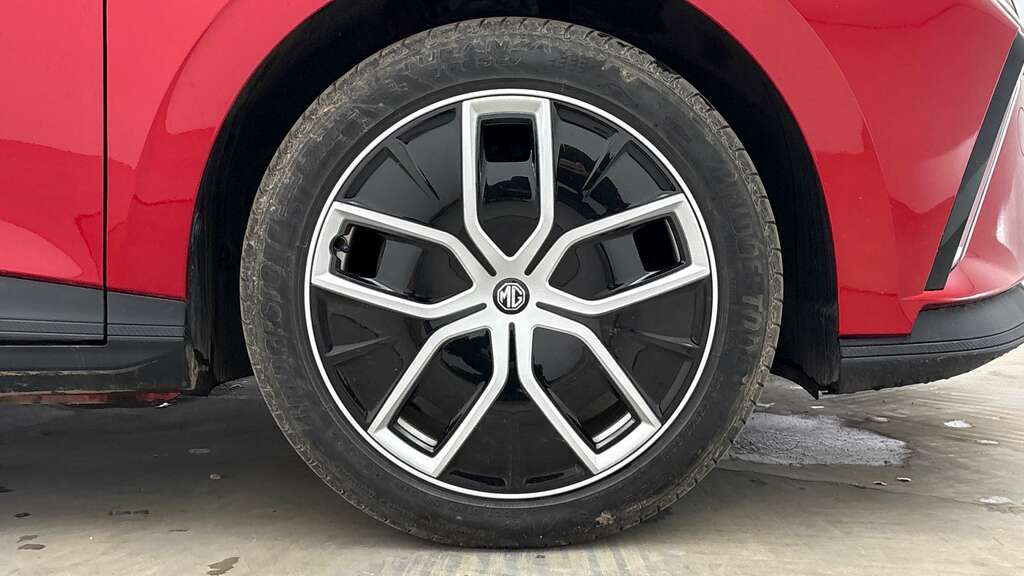 MG MG4 64Kwh Trophy Long Range Hatchback Aut LF25VTC Red #6