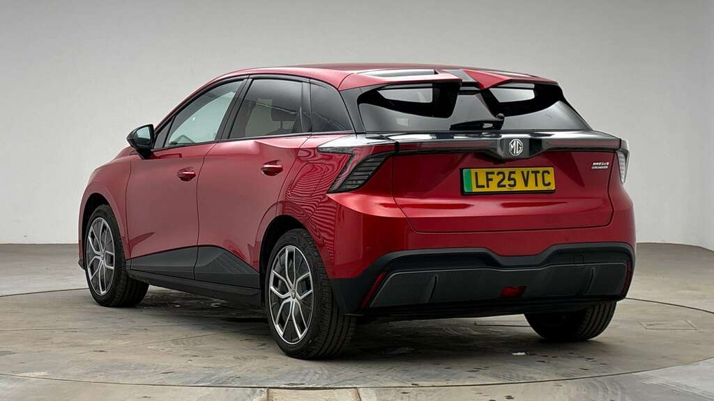 MG MG4 64Kwh Trophy Long Range Hatchback Aut LF25VTC Red #4