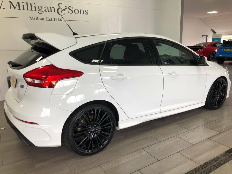 Ford Focus 2.3 Ecoboost - 2017 17 YT17YLX White #4