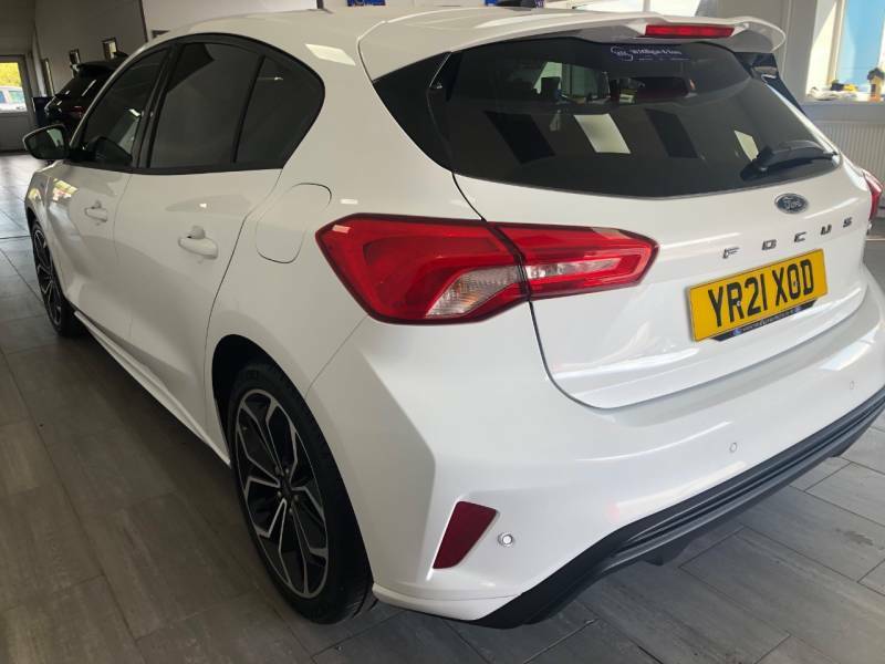 Ford Focus 1.0 Ecoboost Hybrid Mhev 125 St-line X Edition YR21XOD White #5