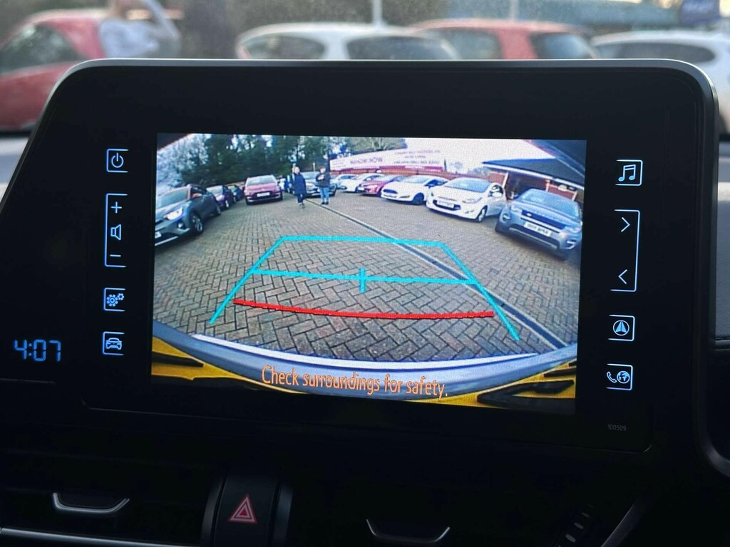 Toyota C-Hr 1.8 Icon Hev Cvt Y88GYM Silver #4