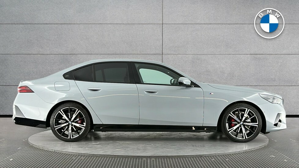 BMW 5 Series 520I M Sport Pro Saloon KP75NCZ #3