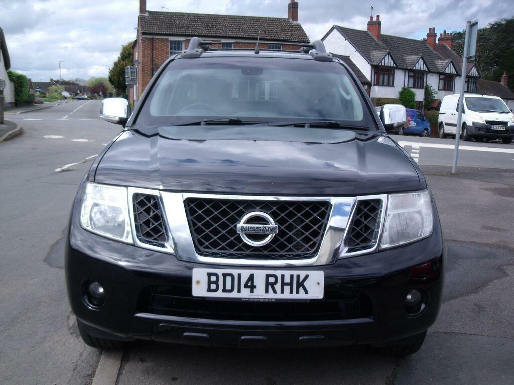Nissan Navara 2.5 Dci Tekna 4Wd Euro 5 Black #2