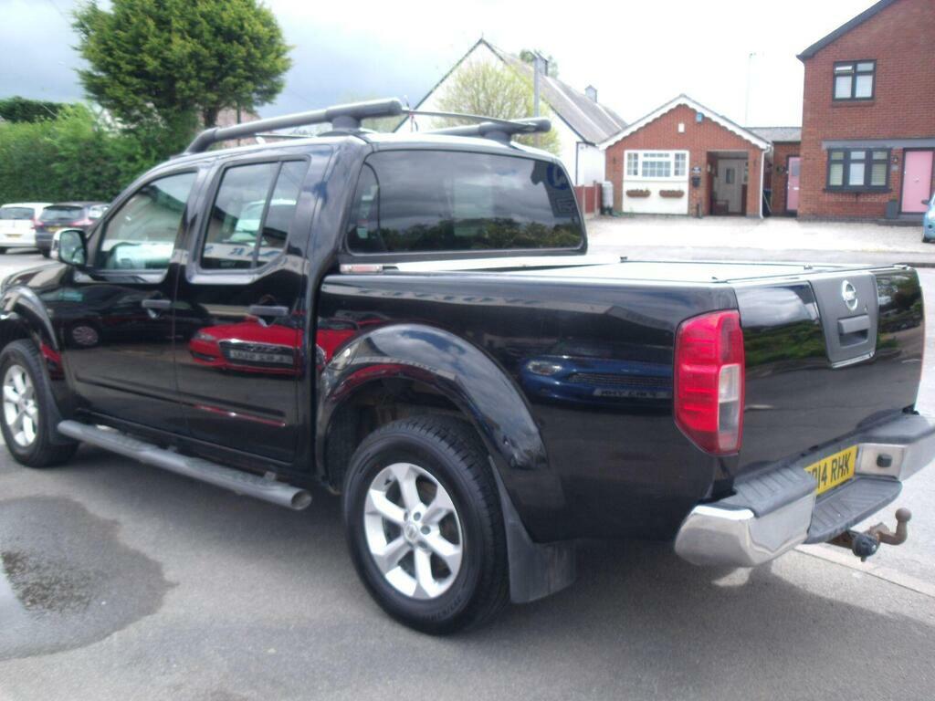 Nissan Navara 2.5 Dci Tekna 4Wd Euro 5 Black #4